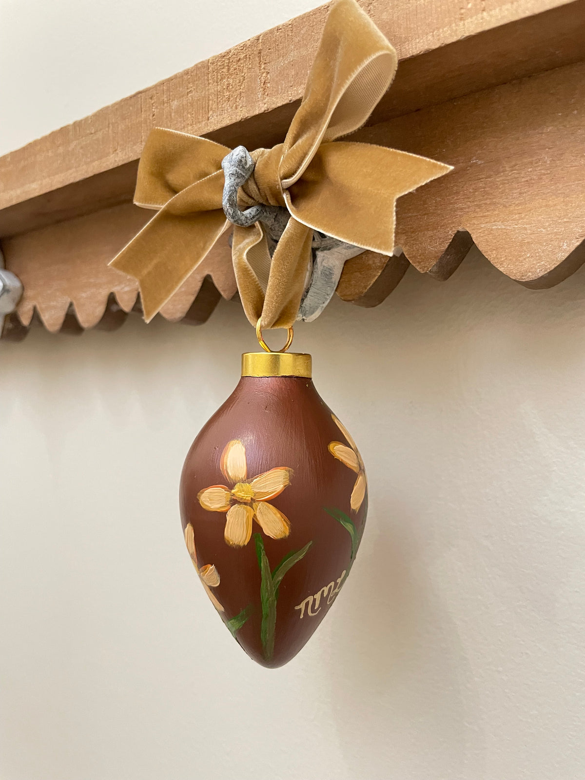 Daisy Ornament No. 13