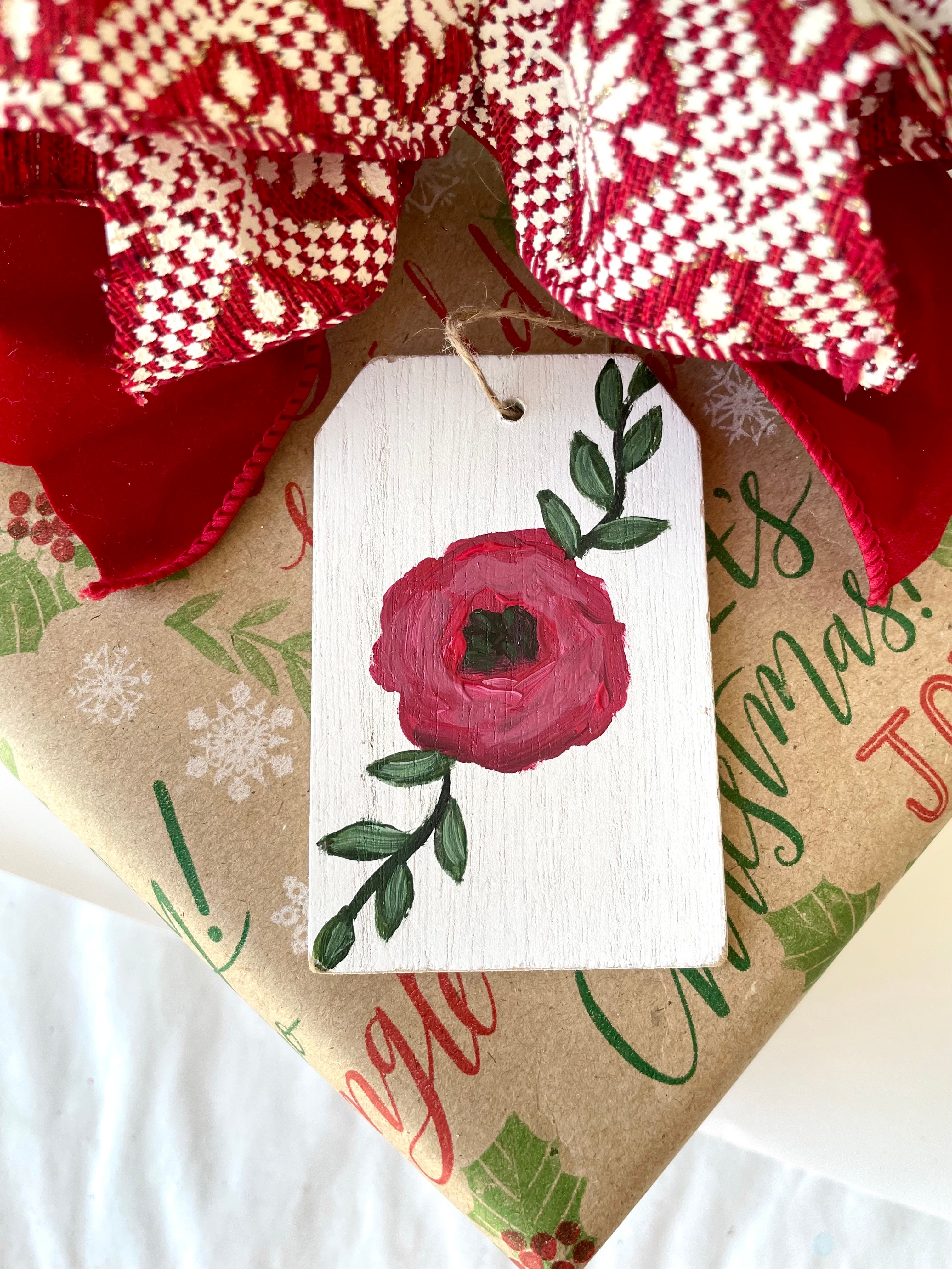 Red Floral Gift Tags